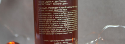 Сыворотка для лица Clarins Double Serum Light Texture на коже, склонной к жирности