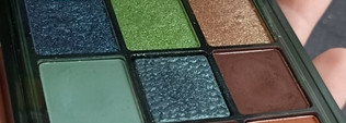Змеиный макияж с Huda Beauty. Одна из лучших девяток за последнее время. Huda Beauty Wild Obsessions Python Eyeshadow Palette