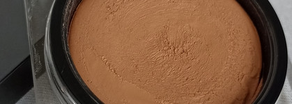 Моя огромная бронзовая любовь! Huda Beauty Tantour Contour&Bronzer Cream