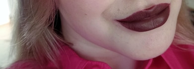 Роскошный глубокий оттенок из бюджета! Эко-помада Influence Beauty Lipstick #18 Perseverance