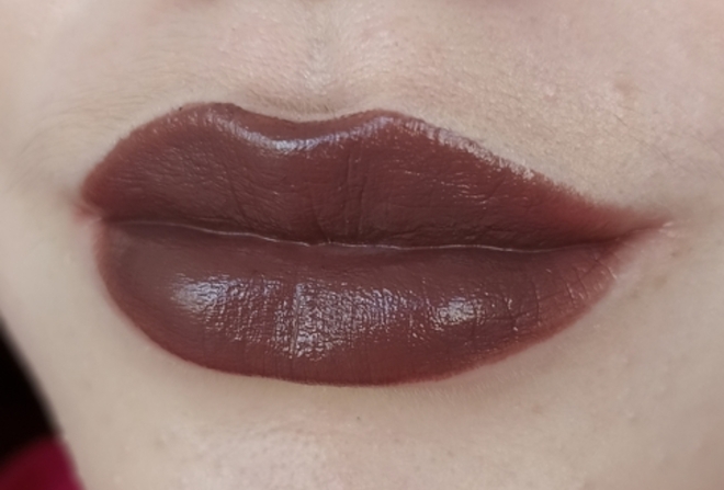 Роскошный глубокий оттенок из бюджета! Эко-помада Influence Beauty Lipstick #18 Perseverance