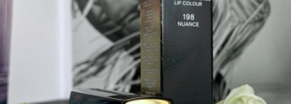 Помада из коллекции осень 2022 Chanel Rouge Allure в отенке 198