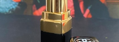 Нюдовая помада с налётом лоска от Chanel Rouge Coco (434)