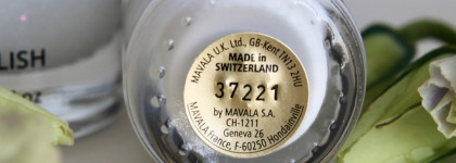 Прекрасная пара для белого маникюра с лаками Masura и Mavala nail polish