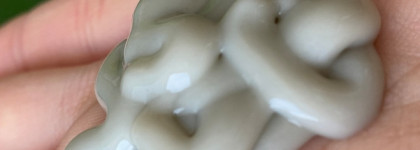 Увлажнение волос от Hadat Cosmetic в маске Hydro Spa Hair Treatment и сыворотке-спрее Hydro Miracle Hair Serum