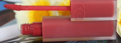 Тонкое пудровое покрытие губ с помадой от корейского бренда Rom&Nd Blur Fudge Tint #02 “Rosiental”