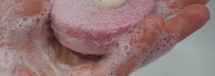 Твердый шампунь для мягкого очищения. Lush Angel Hair Shampoo bar