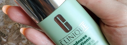 Очень спорный тон Clinique Redness Solutions Makeup SPF 15 оттенок CN 28 calming ivory (VF) и очень странные дела