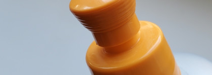 Шампунь-конфетка Bed Head by Tigi Serial Blonde Restoring Shampoo