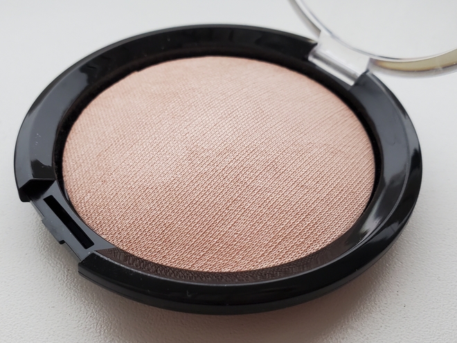 Что невероятного в Belordesign Highlighter Incredible Hollywood 03 Зефирный?