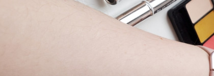 Палетка Eveline Neonlights Eyeshadow Palette - новый друг лучше старых двух?