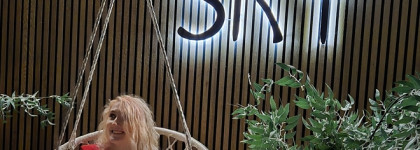 Не отвалилось и Nemochalka, Многофункциональный спрей-уход для волос от HairSekta