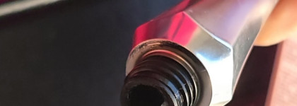 Лучшее для бровей: Benefit 24-hour brow setter