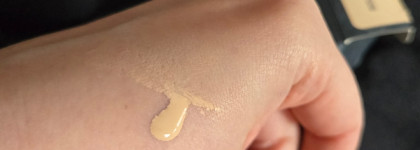 Почему стоит переплачивать за Huda Beauty Easy Blur Natural Airbrush Foundation в оттенке Creme Brulee 150G