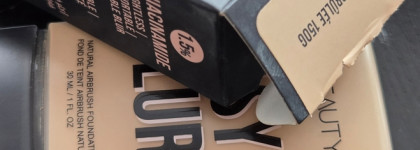 Почему стоит переплачивать за Huda Beauty Easy Blur Natural Airbrush Foundation в оттенке Creme Brulee 150G