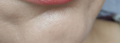 Губная помада Revlon super lustrous lipstick kiss me оттенок 225 Rosewine