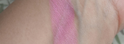 Макияж без тормозов, или проба lips art