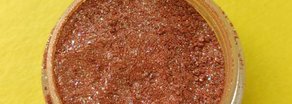 Новое: тени российского бренда минеральной косметики Ashera из коллекции 2022 года