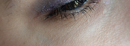 Лёгкие макияжи с тенями для век Ne blednaya By Gev Mua magic dust Lilac silver