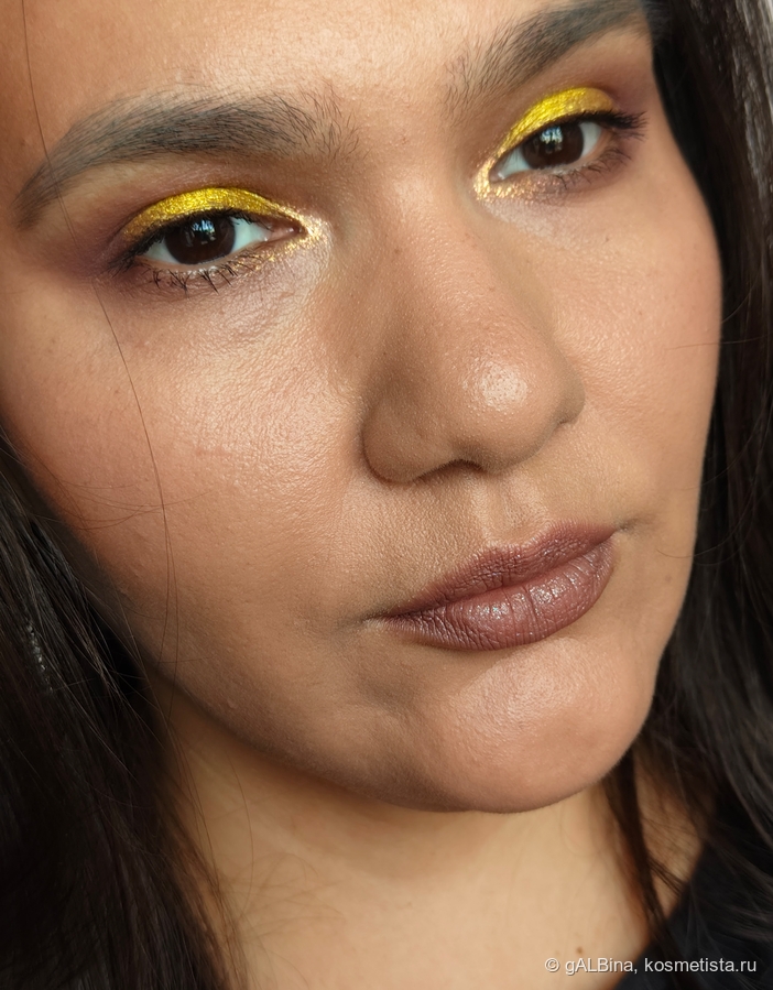 Матовая помада Influence Beauty с эффектом скрытого мерцания matte lipstick with hidden shimmer effect "hydrogenesis" 02 Vortex