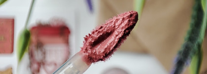 Матовая помада или всё-таки тинт? Бархатный тинт для губ Amelie Estrade 01