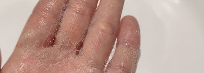 Гель для лица и тела очищающий La Roche-Posay Cicaplast lavant B5 gel