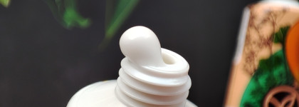 Увлажняющие кремы для рук Yves Rocher:" Манго & Кориандр" и "Бурбонская ваниль"