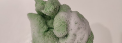 Гель для душа и ванны «Манго & Кориандр» escape bath & shower gel Yves Rocher приятно удивил