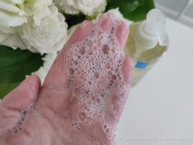 Масло липидовосполняющее смягчающее для ванны и душа Lipikar Cleansing Oil AP+ La Roche-Posay