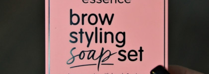 Мое первое мыло для бровей | Essence Brow Styling Soap Set