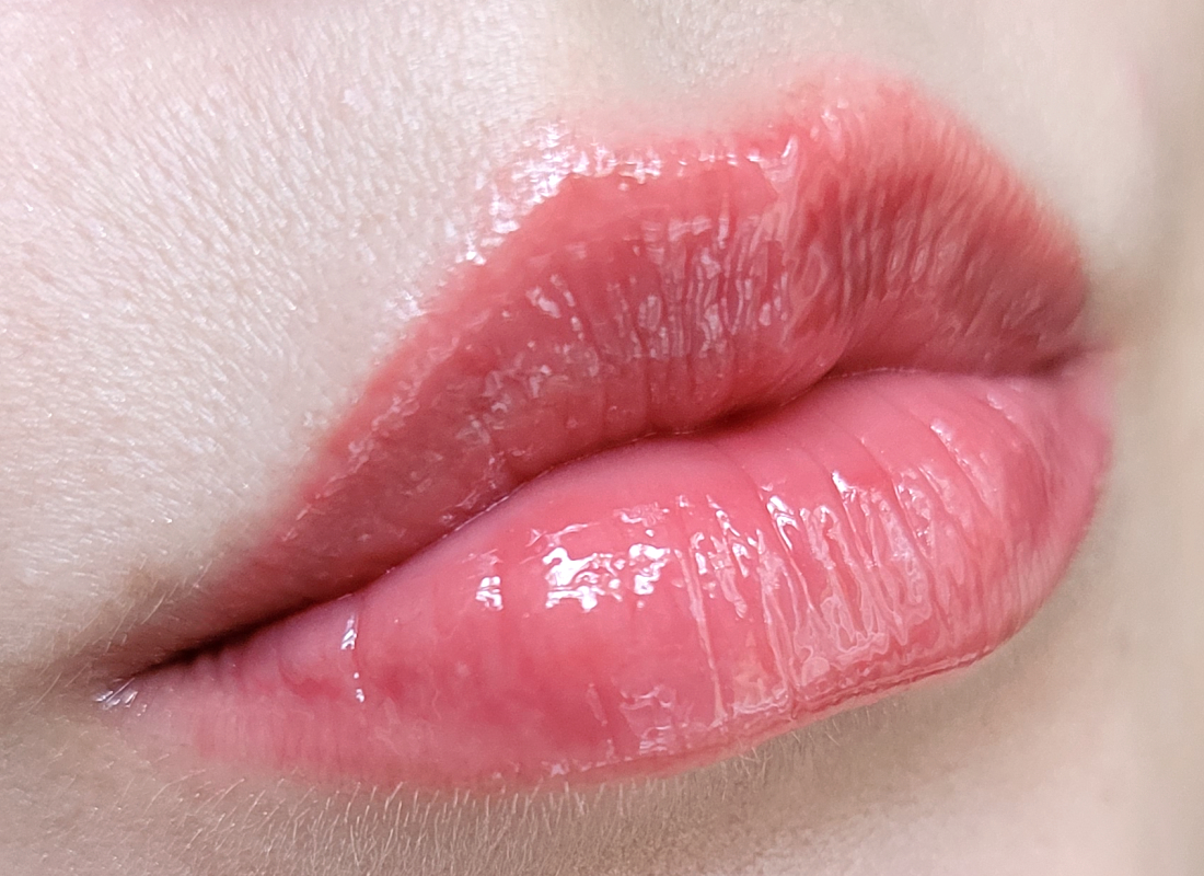 Dior Addict Lip Maximizer #009 Intense Rosewood нанесён в один слой