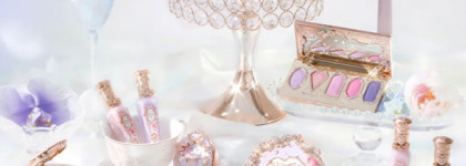 Клубничная парочка от Flower Knows: Cloud Lip Cream #S08 Velvet Redwood и Glowy Lip Gloss #G02 Rasberry Booze