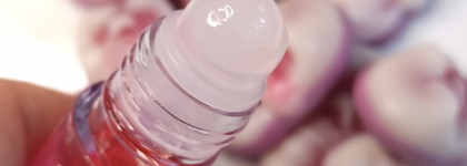 Немного ностальгии со смягчающим маслом для губ 7Days B.colour Softening Lip Oil в оттенке 02 Sweet Strawberry