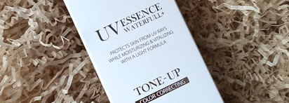 Солнцезащитный крем для осветления кожи D'ALBA waterfull tone-up color correcting sun cream spf50+ pa++++