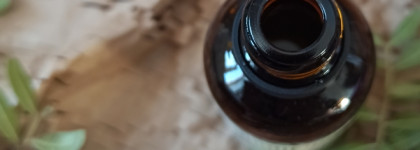 Фавориты от Laboratorium: сыворотка с ниацинамидом, молочко для умывания, бальзам для губ