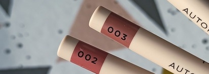 Четыре чудных нюда от Mixit: стойкий автоматический карандаш для губ в оттенках Sexy beige, First kiss, Naked, Savage rose