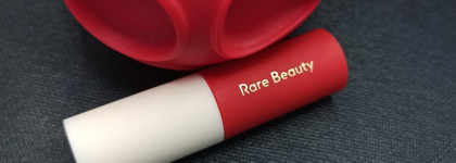 Rare Beauty Lip Souffle Matte Lip Cream в оттенке Inspire