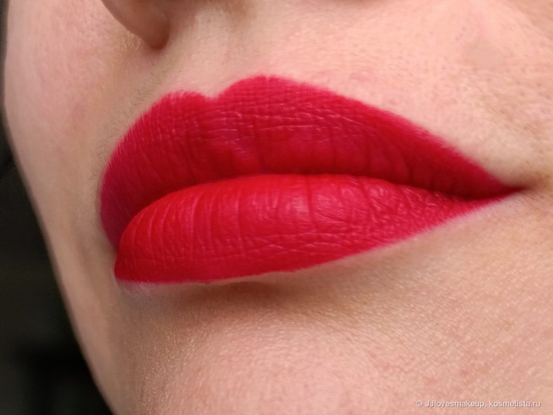 Dior Rouge Dior Forever Transfer-proof lipstick, в оттенке 760 Forever glam.