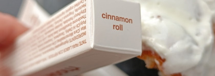 Оно того стоило? Rhode Peptide Lip Tint в оттенке Cinnamon Roll