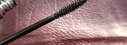 Пустые баночки января и февраля