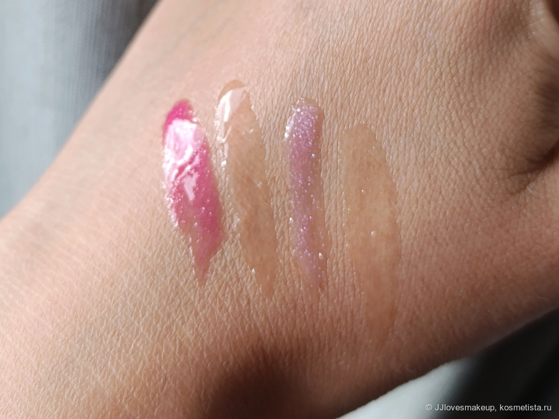 Слева направо: Pretty In Pink, Summer Punch, Sparkling Purple, Sweet Dreams (последний не совсем прозрачный на губах, немного розовит).