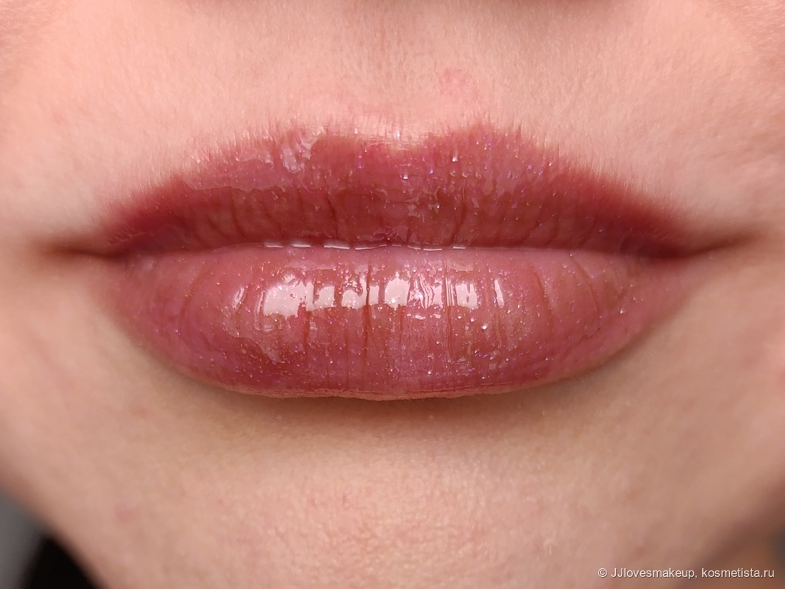 Здесь наоборот, слева от вас Hot Chocolit, справа Rose Amber.