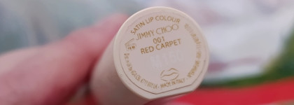 Лучшее в косметичке- красная помада. Показываю, зачем она вам, на примере Jimmy Choo Satin Lip Colour в оттенке Red Carpet