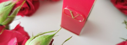 Помада Rosso Valentino Matte Lipstick 102R Poudre