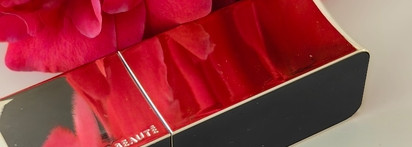 Да здравствует лето с помадой Cle de Peau Lipstick Berry Bravura #20