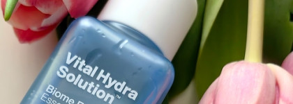 Увлажнение кожи с Dr Jart+ Vital Hydra Solution Biome Essence