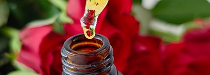 Масло шиповника Trilogy Certified Organic Rosehip oil - витаминный коктейль для кожи
