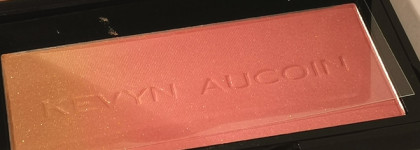 Kevyn Aucoin The Neo-Blush в оттенке Rose Cliff - великолепные градиентные румяна, которые нужны всем