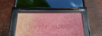 Kevyn Aucoin The Neo-Blush в оттенке Rose Cliff - великолепные градиентные румяна, которые нужны всем