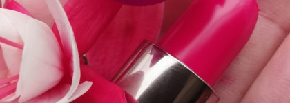 В мире Радости с яркой Laura Mercier Rouge Essentiel Fuchsia Intense
